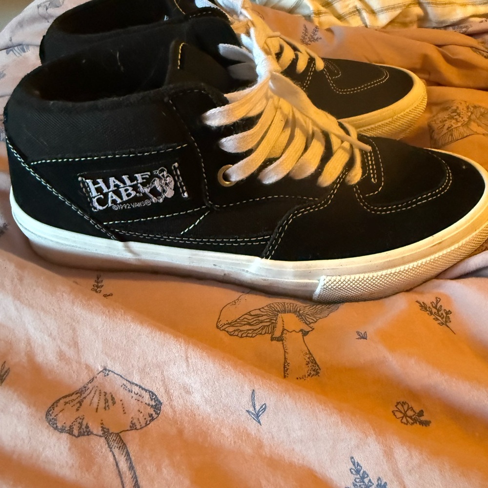 Vans womens Black half cabs